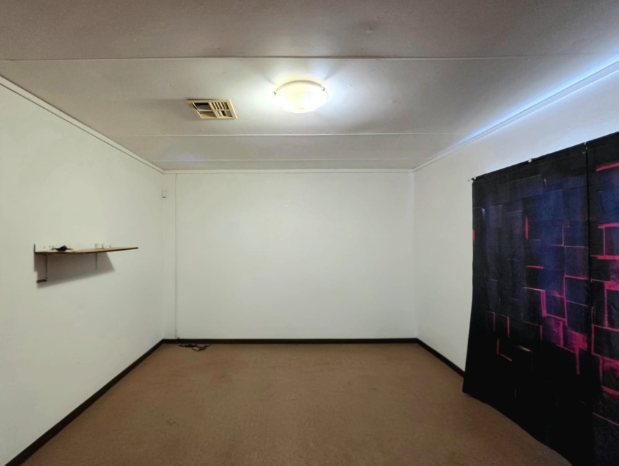 3 Bedroom Property for Sale in Keidebees Northern Cape